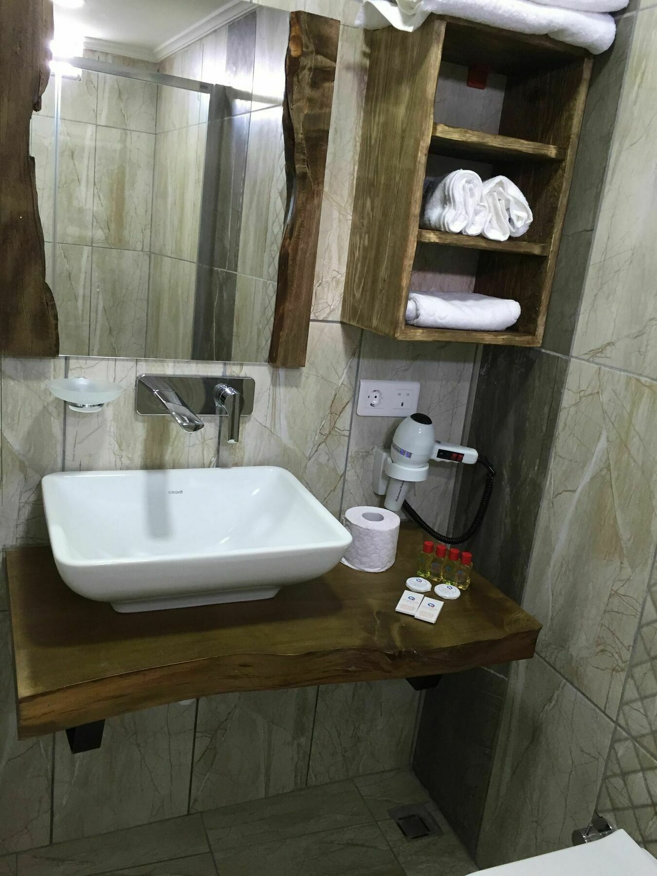 Quantum Hotel Трабзон Екстериор снимка