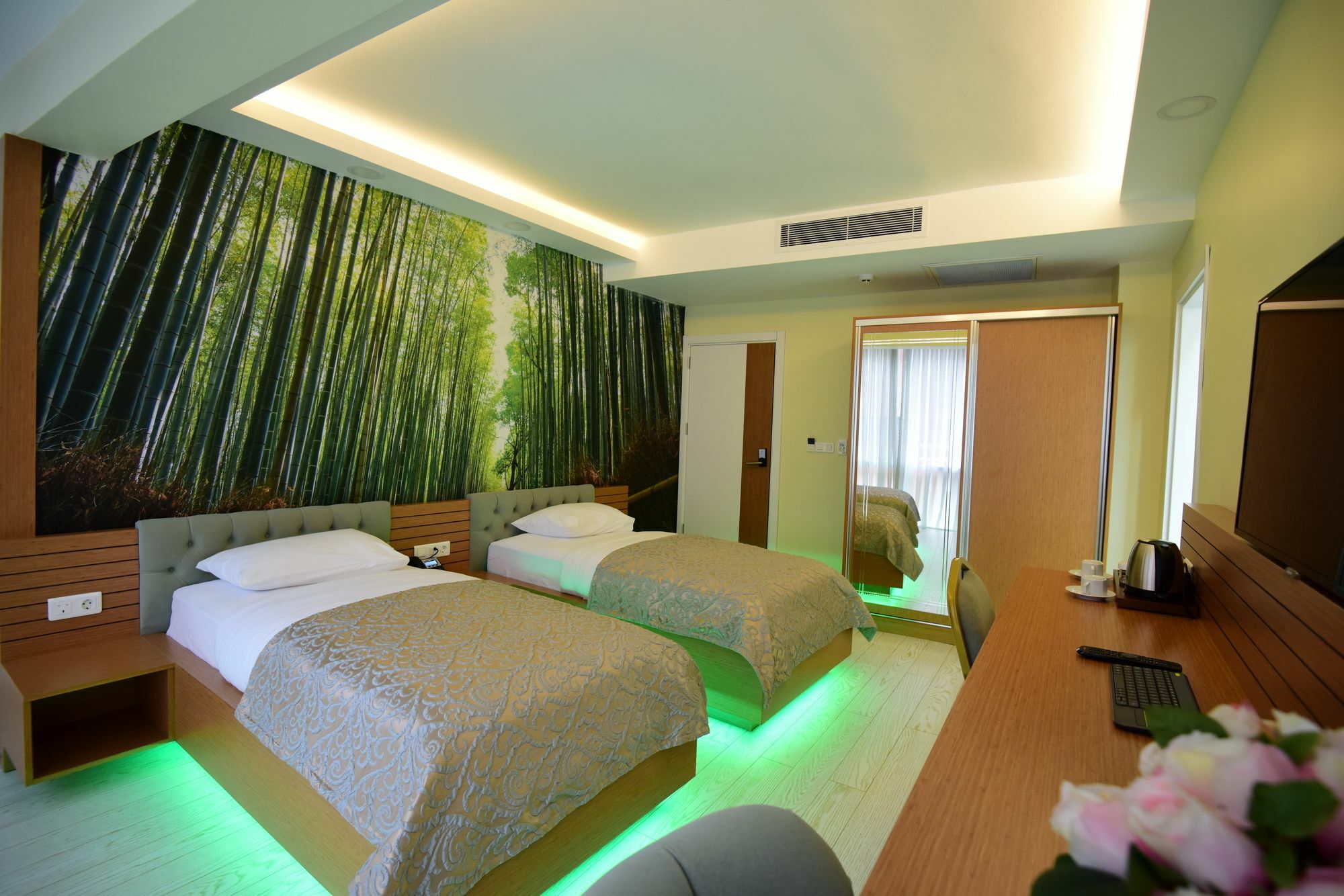 Quantum Hotel Трабзон Екстериор снимка